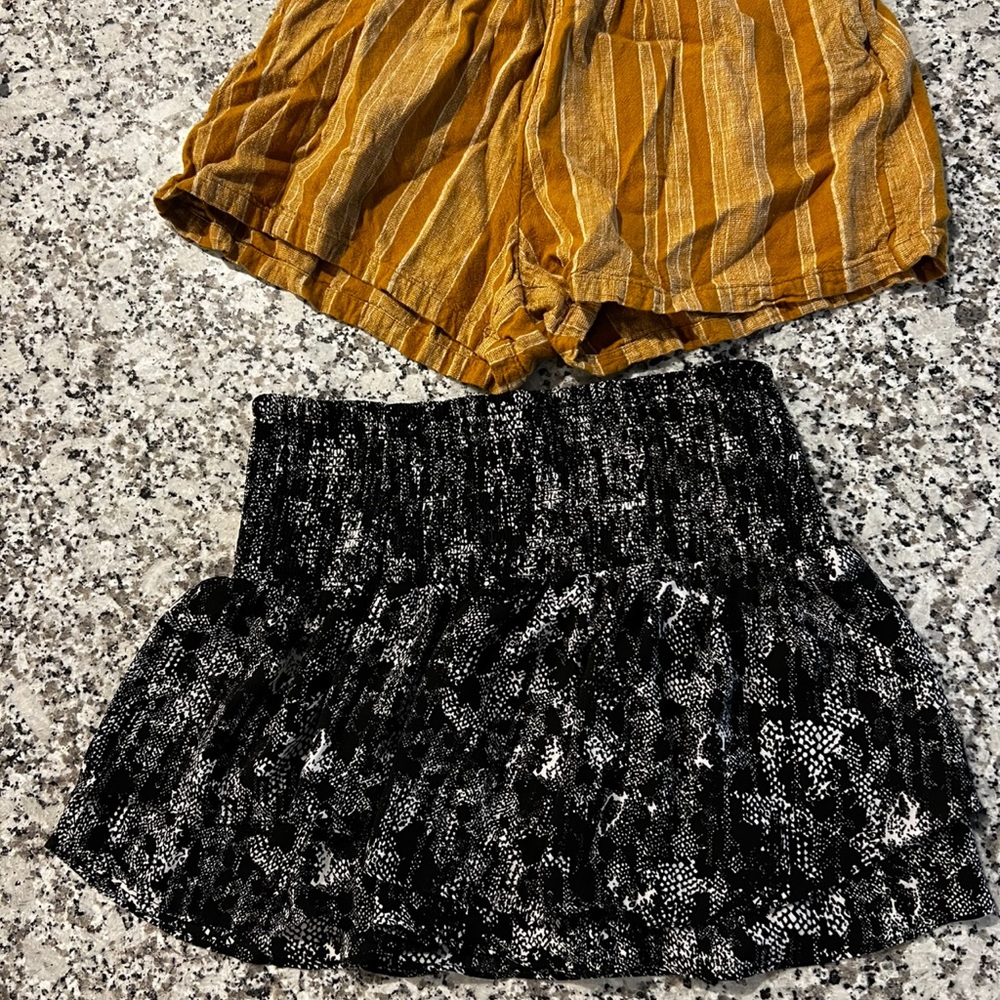 Shorts size small